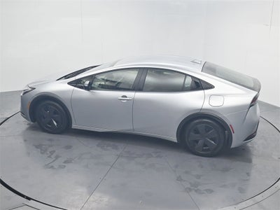 2025 Toyota Prius LE