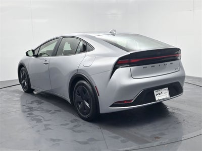 2025 Toyota Prius LE