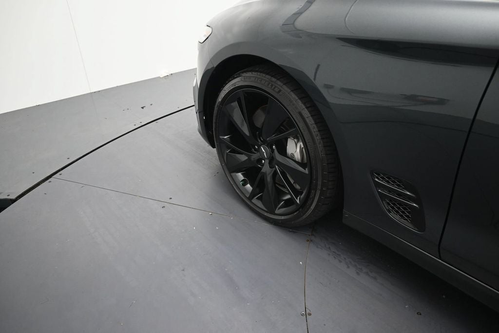 2023 Genesis G70 3.3T
