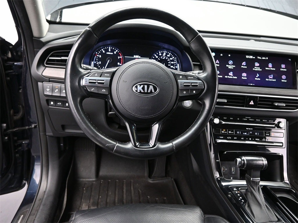 2020 Kia Cadenza Technology
