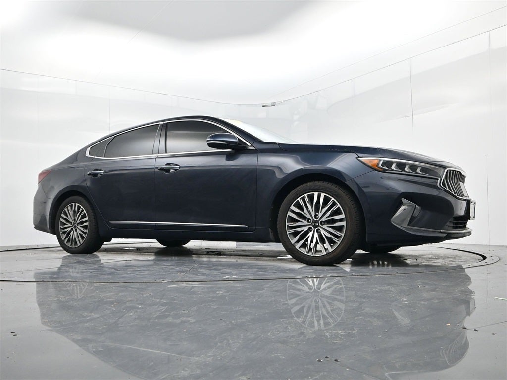 2020 Kia Cadenza Technology