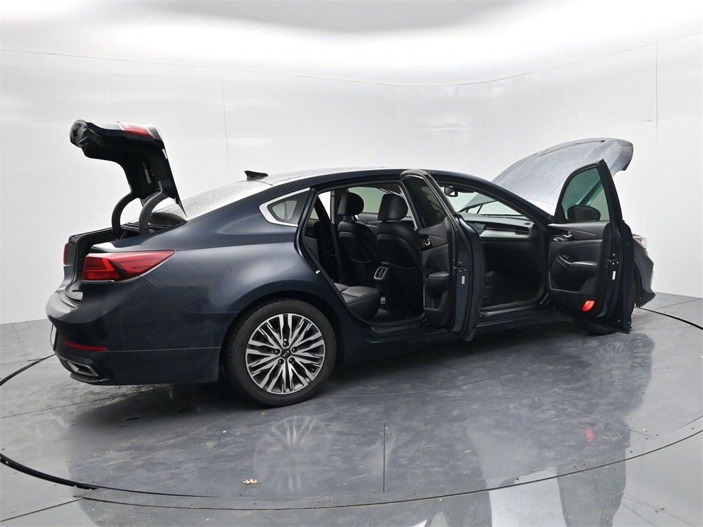 2020 Kia Cadenza Technology