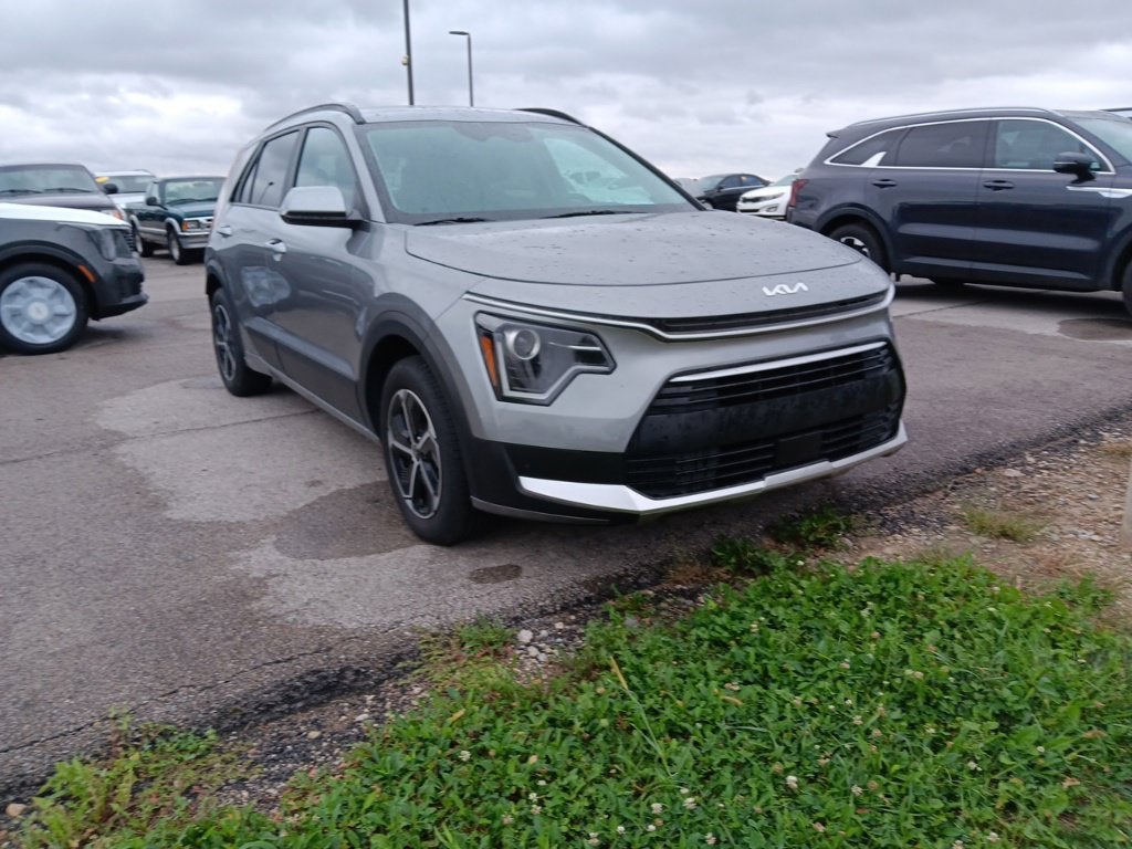 2025 Kia Niro EX