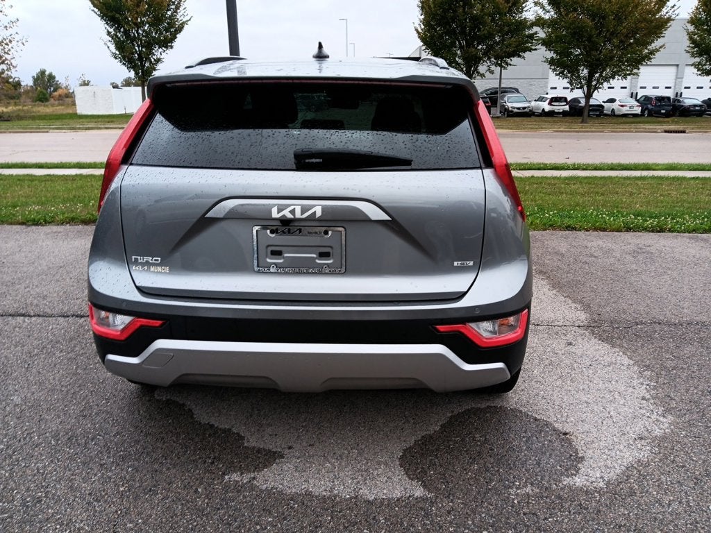 2025 Kia Niro EX