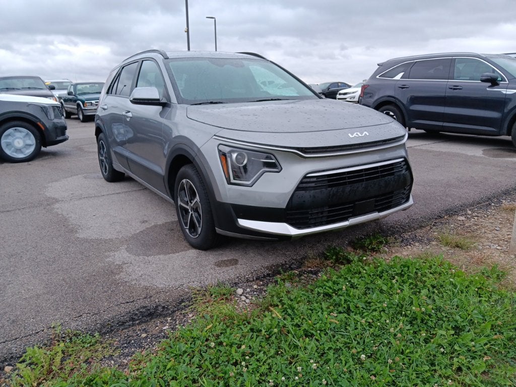2025 Kia Niro EX