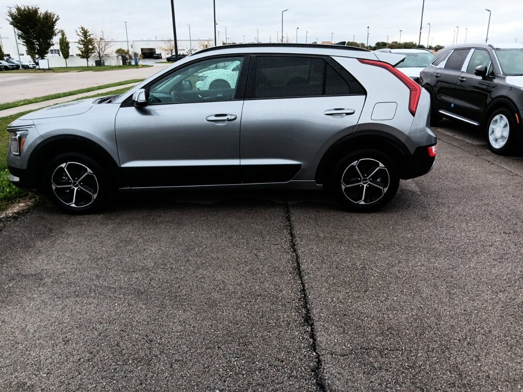 2025 Kia Niro EX