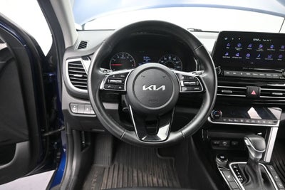 2023 Kia Seltos EX