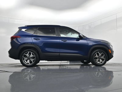 2023 Kia Seltos EX