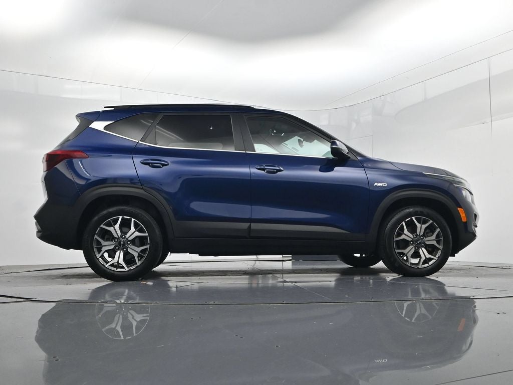 2023 Kia Seltos EX