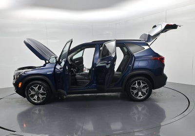 2023 Kia Seltos EX