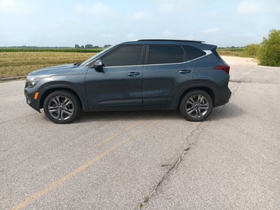 2022 Kia Seltos S