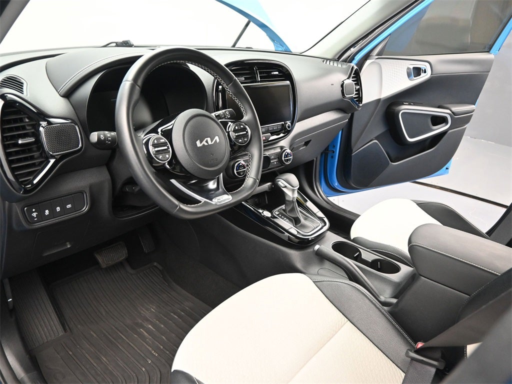 2023 Kia Soul GT-Line