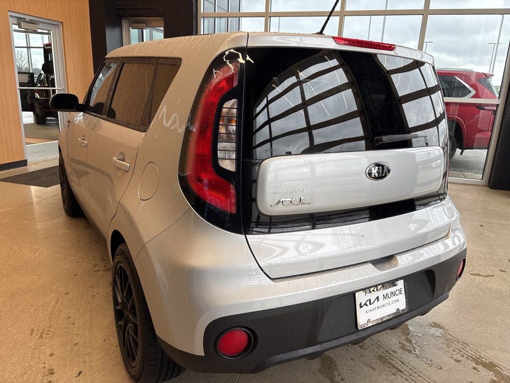 2017 Kia Soul Base