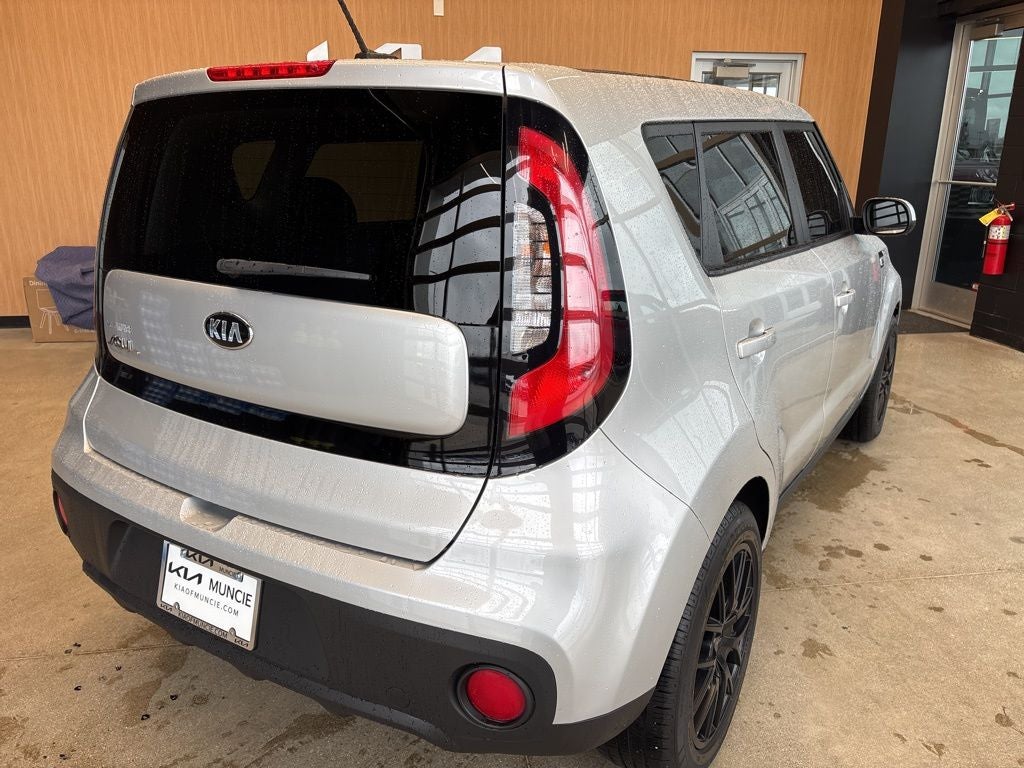 2017 Kia Soul Base