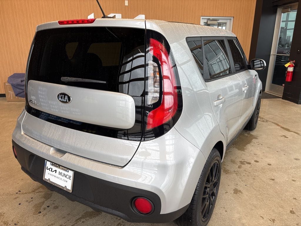 2017 Kia Soul Base