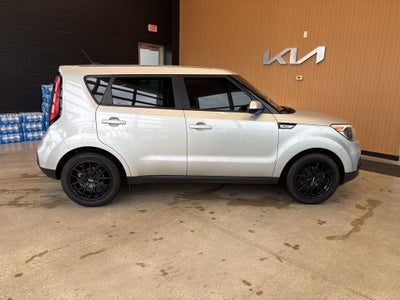 2017 Kia Soul Base
