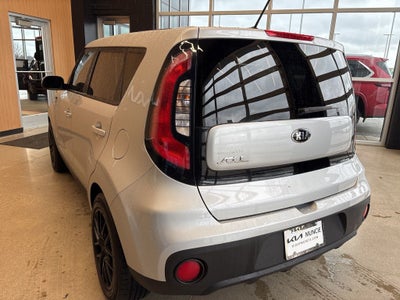 2017 Kia Soul Base