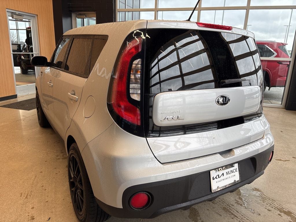 2017 Kia Soul Base