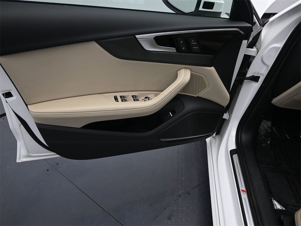 2023 Audi A4 45 S line Premium Plus quattro
