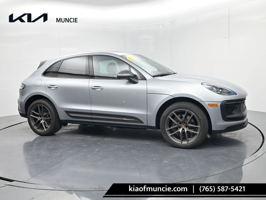 2024 Porsche Macan T