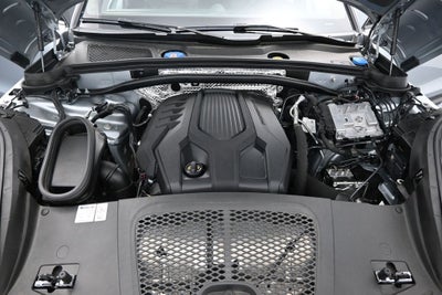 2024 Porsche Macan T