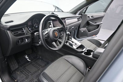 2024 Porsche Macan T