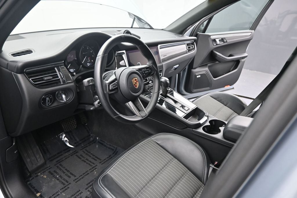 2024 Porsche Macan T