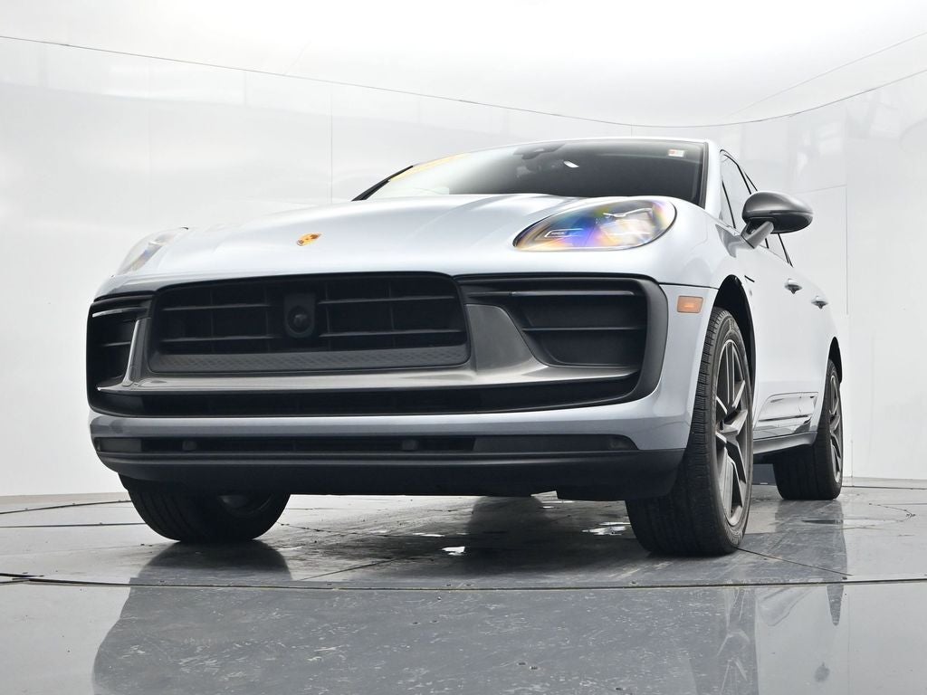 2024 Porsche Macan T