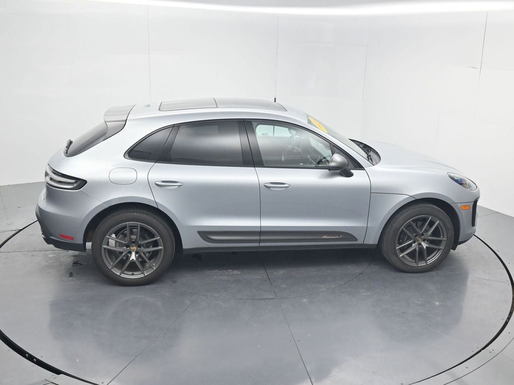 2024 Porsche Macan T