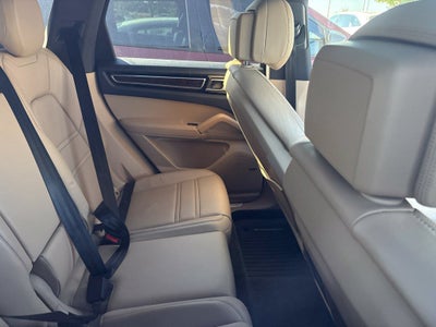2019 Porsche Cayenne Base
