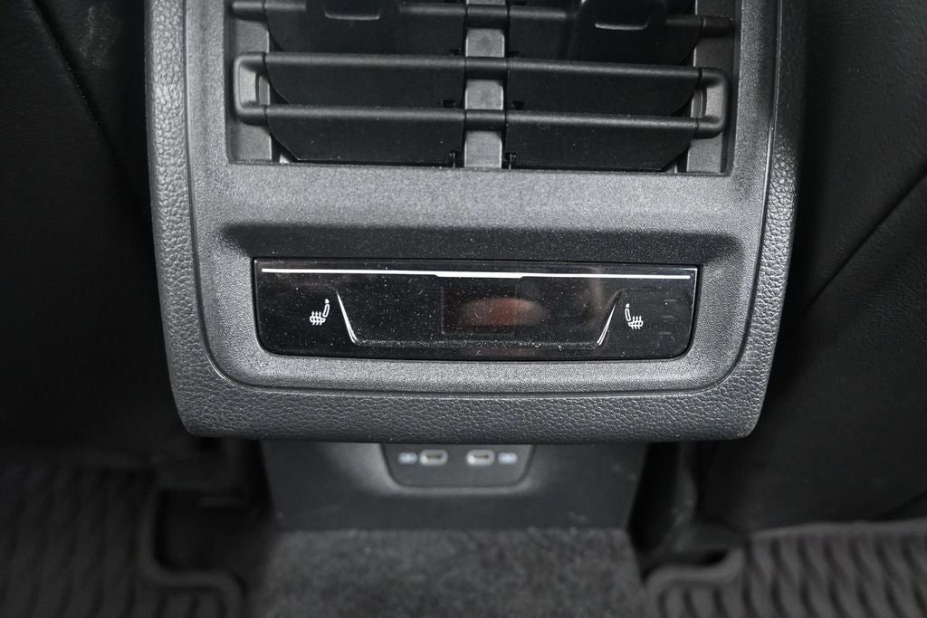 2022 Volkswagen Golf R 2.0T