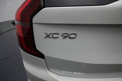 2025 Volvo XC90 B5 Plus 2025.5