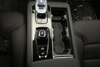 2025 Volvo XC90 B5 Plus 2025.5