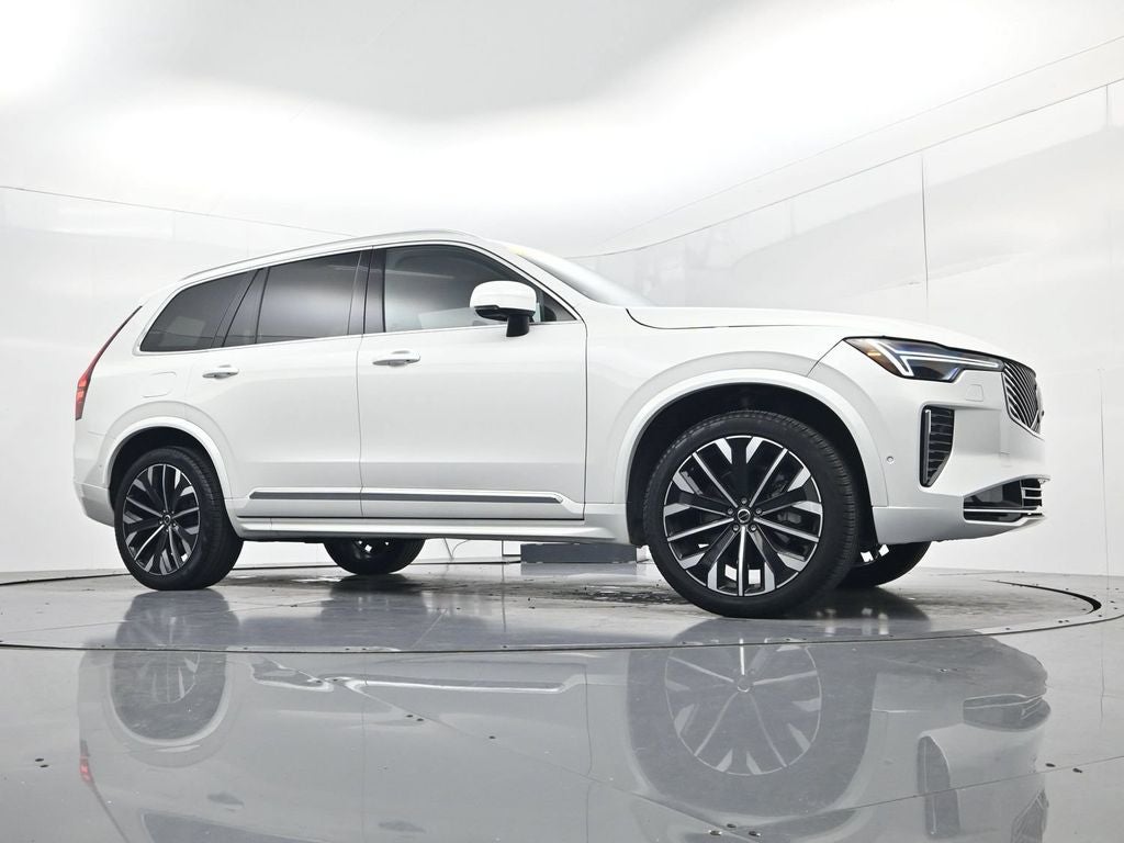 2025 Volvo XC90 B5 Plus 2025.5