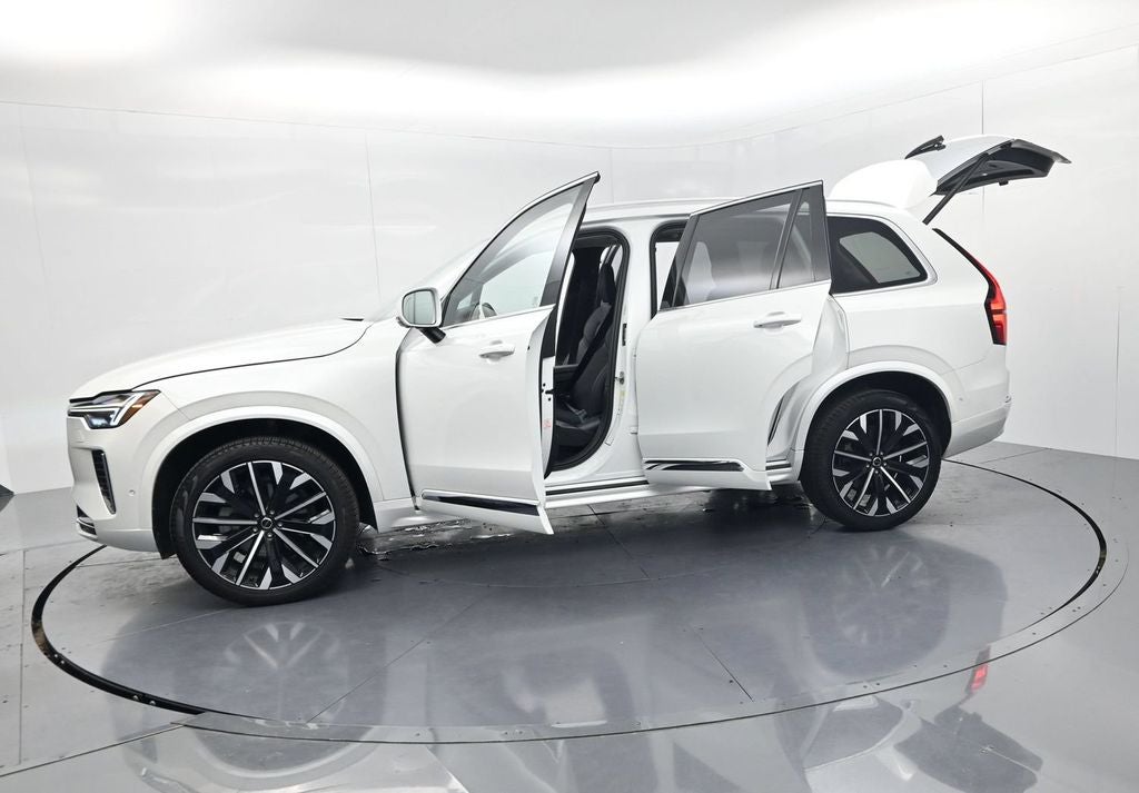 2025 Volvo XC90 B5 Plus 2025.5