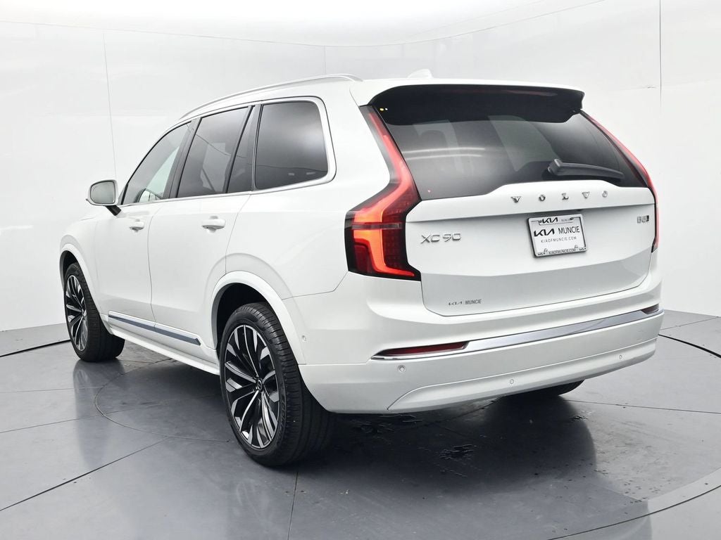 2025 Volvo XC90 B5 Plus 2025.5