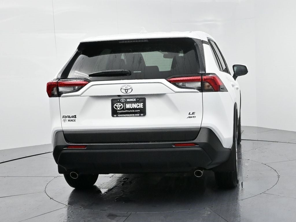 2025 Toyota RAV4 LE