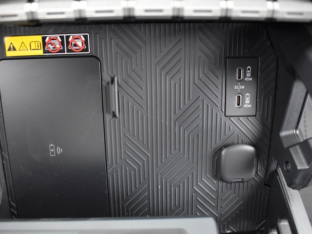 2025 Toyota Tacoma i-FORCE MAX Tacoma Trailhunter