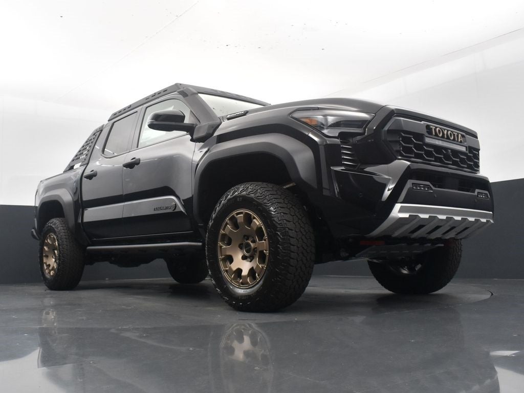 2025 Toyota Tacoma i-FORCE MAX Tacoma Trailhunter