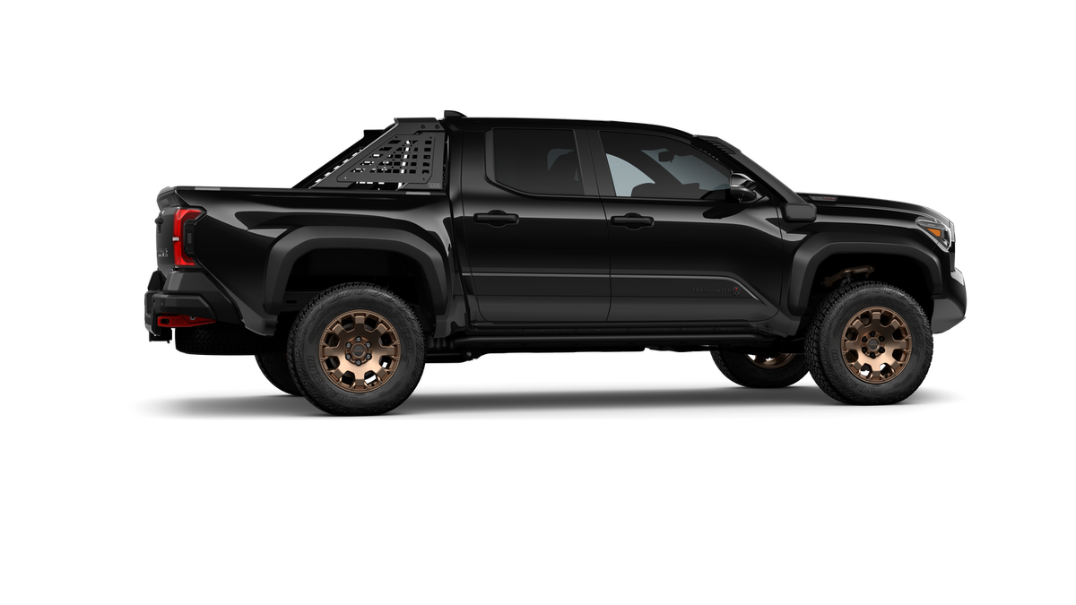 2025 Toyota Tacoma i-FORCE MAX Tacoma Trailhunter