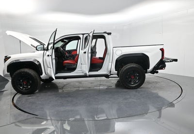 2025 Toyota Tacoma i-FORCE MAX Tacoma TRD Pro