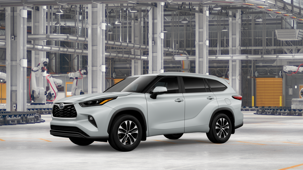 2026 Toyota Highlander XLE