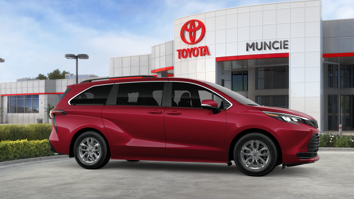 2026 Toyota Sienna LE
