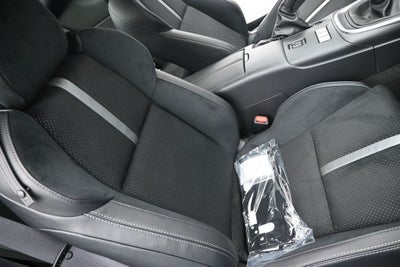 2026 Toyota GR86 Premium MT