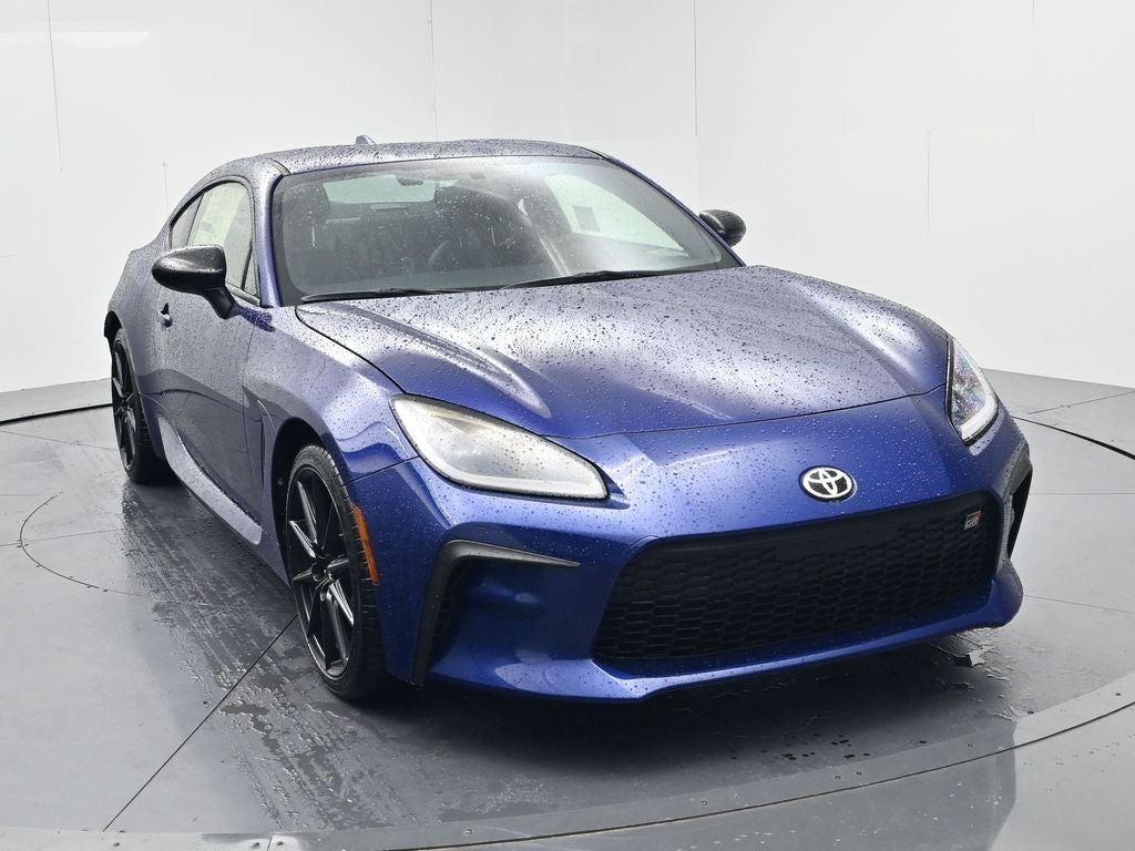 2026 Toyota GR86 Premium MT