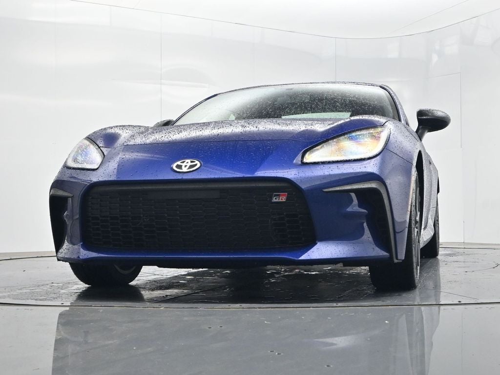 2026 Toyota GR86 Premium MT