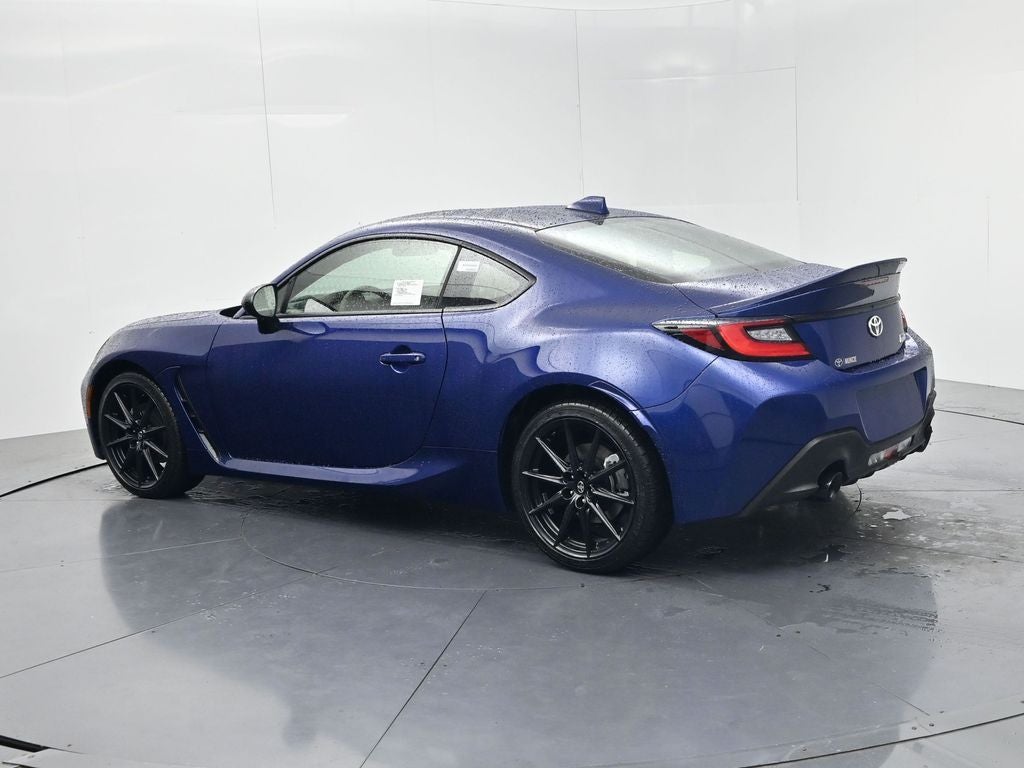 2026 Toyota GR86 Premium MT