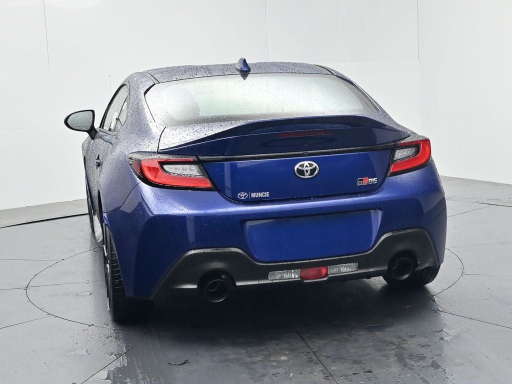 2026 Toyota GR86 Premium MT