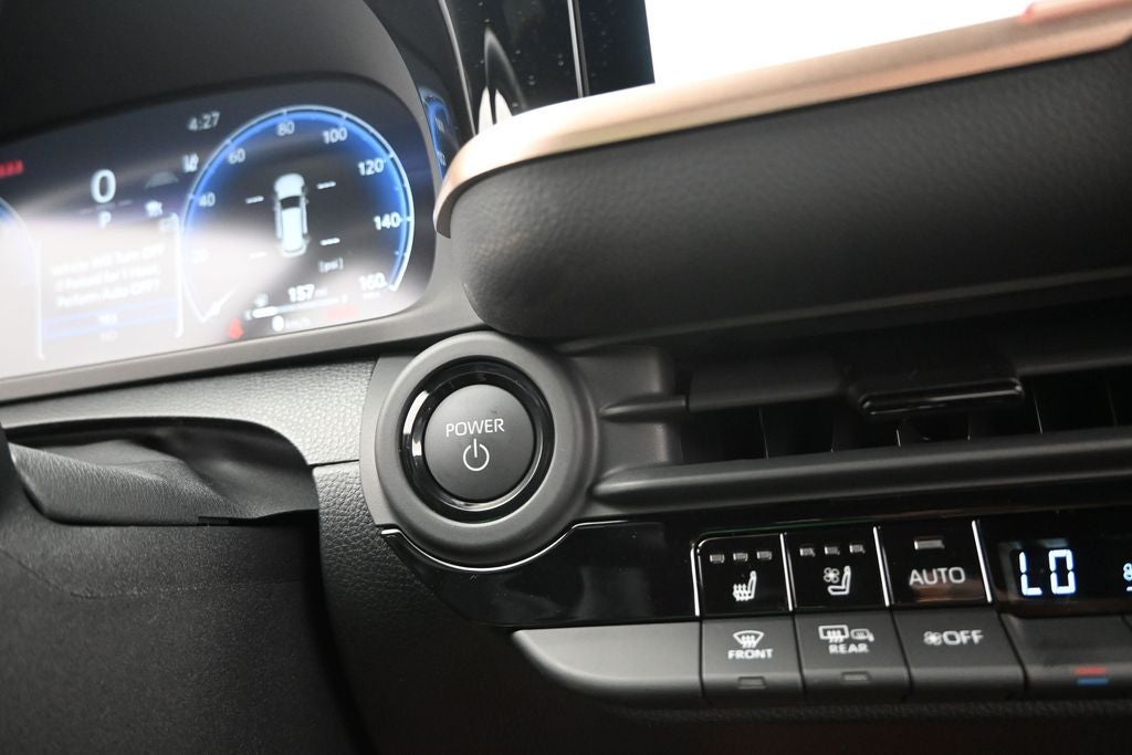 2026 Toyota Toyota Crown Signia Limited