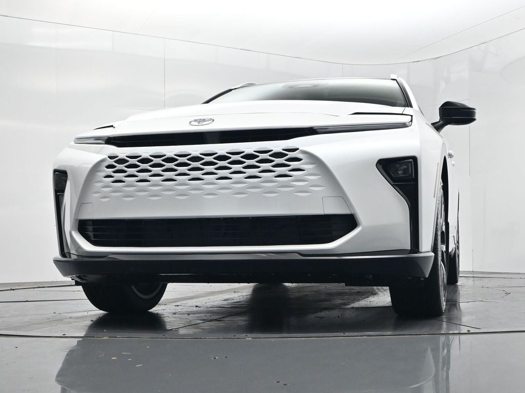 2026 Toyota Toyota Crown Signia Limited